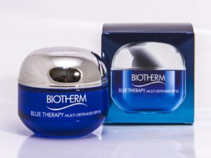 Biotherm regenerační a protivráskový krém pro normální až smíšenou pleť SPF 25 Blue Therapy (Multi Defender) 50 ml