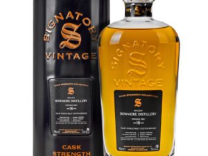 Bowmore 18 YO 2001The Little Big Book 0