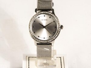 Guess Damenuhr W0647L6