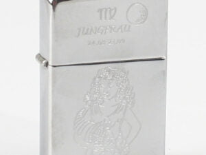 Zippo chrom poliert Jungfrau Ha in kleiner Holzbox
